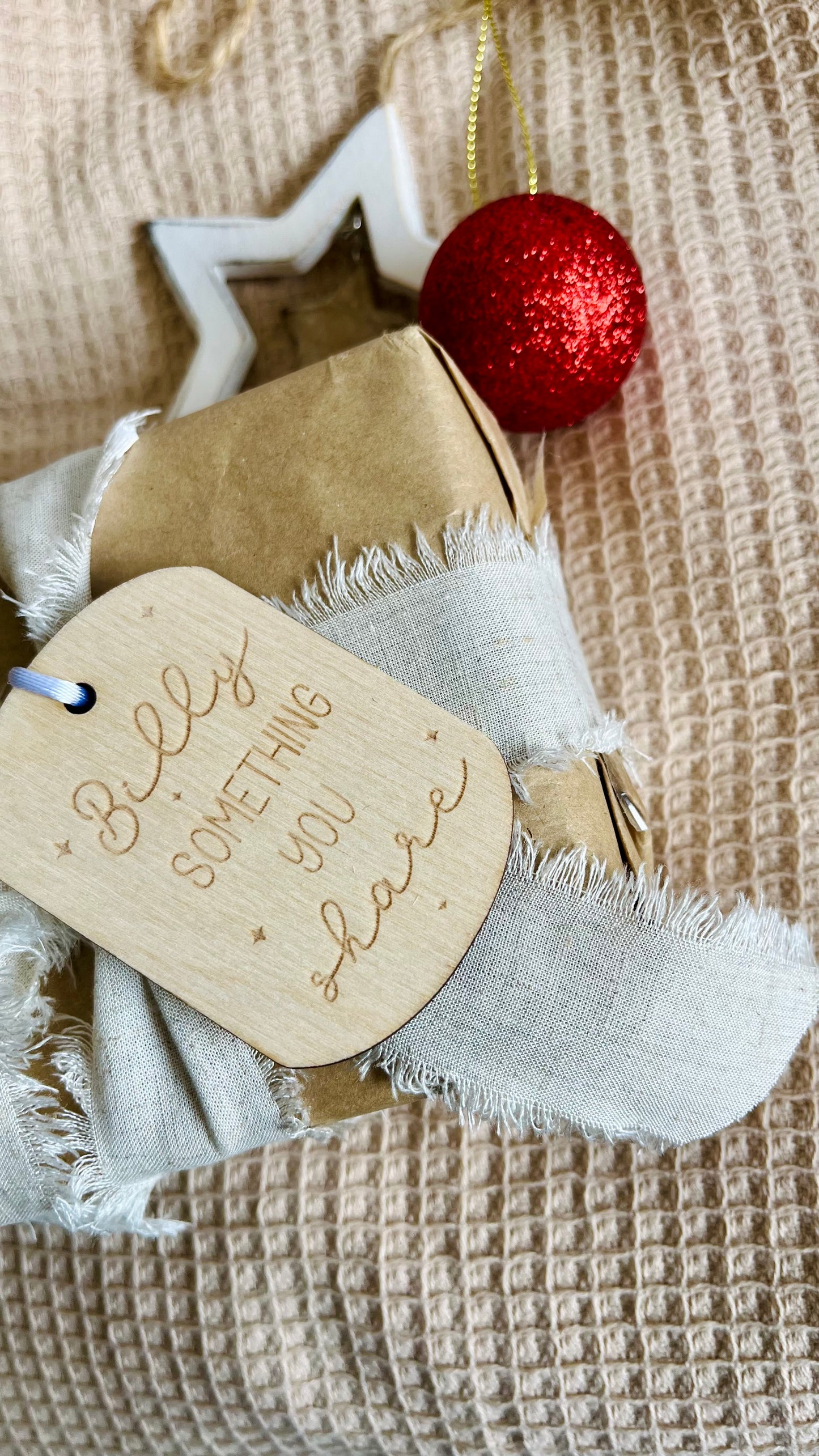 Personalised simplicity tags