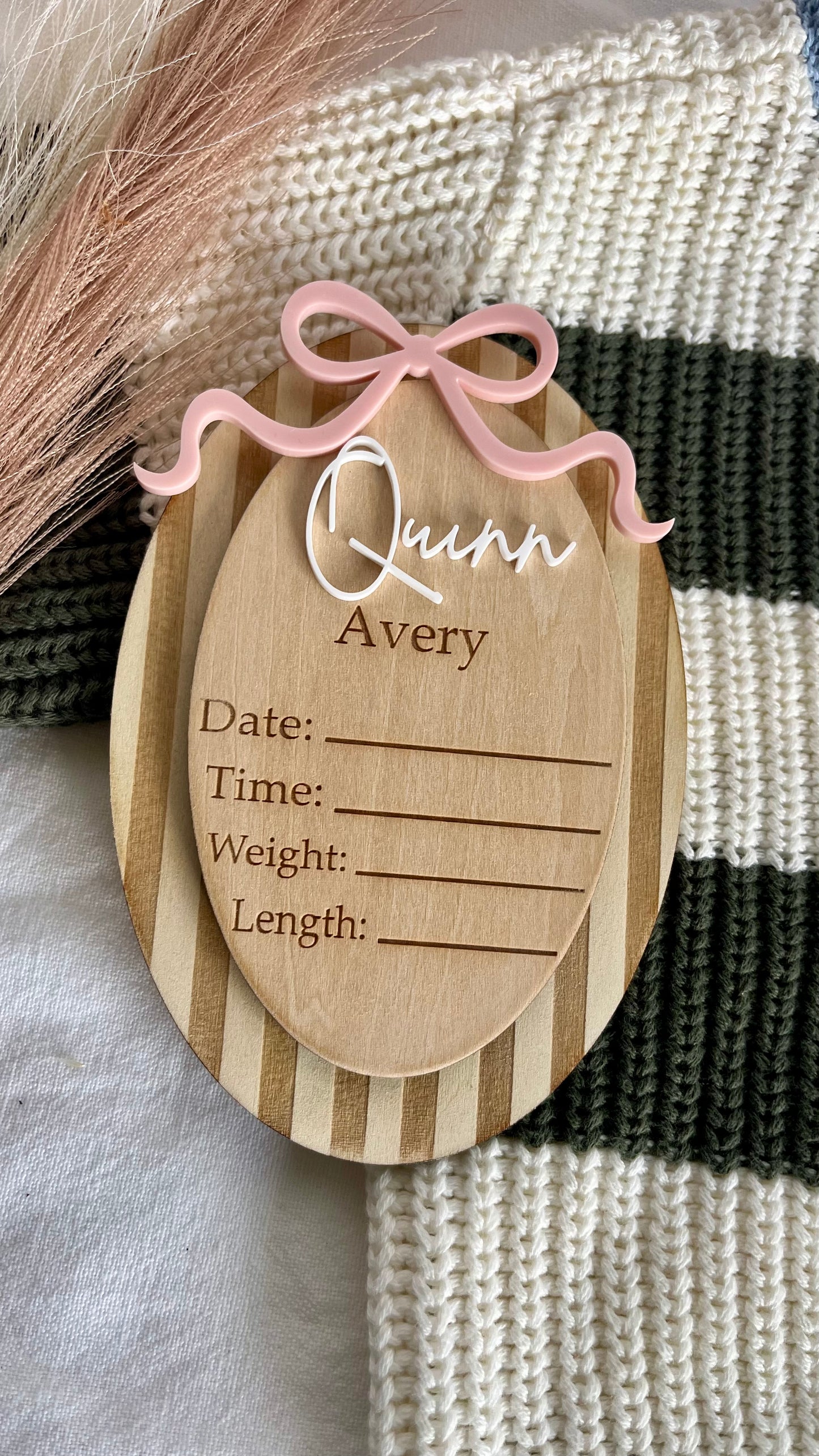 Stripey bow topper birth announcement plaque