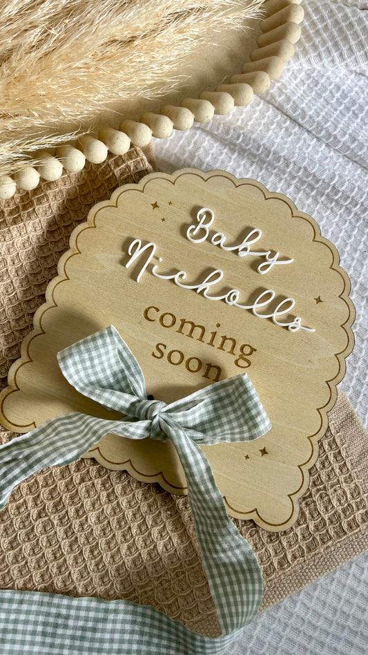 Scallop arch ribbon pregnancy announcement
