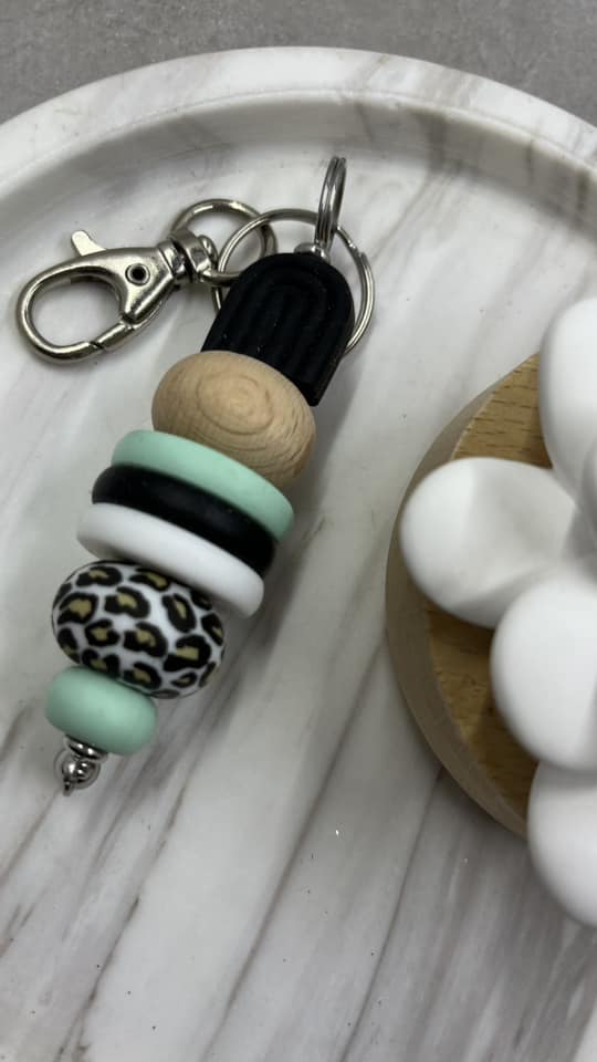 Black/ mint arch keychain