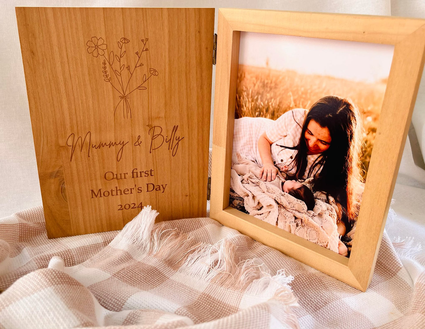 ‘NANNY’ Book style 2 photo frame