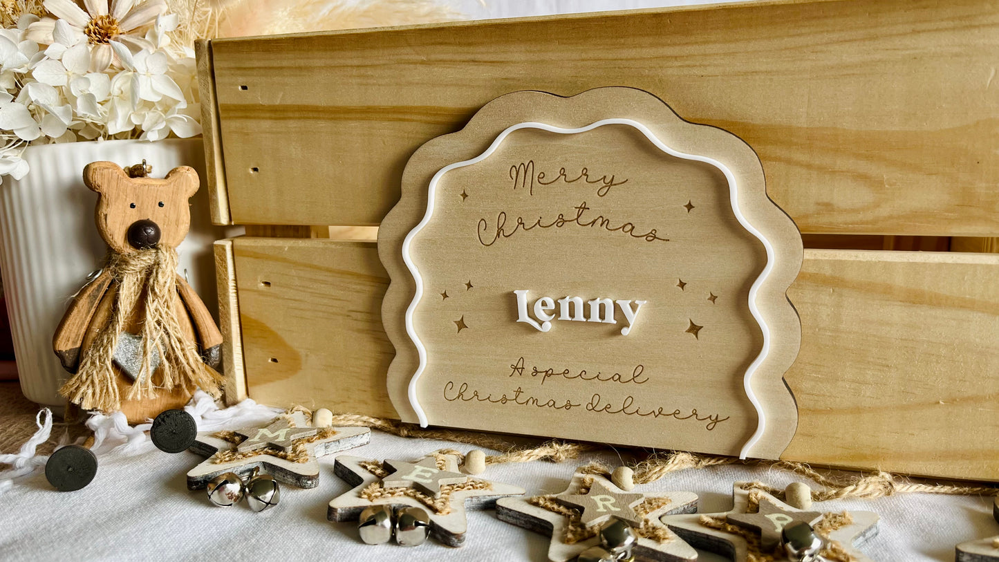 Lenny’s personalised arch plaque