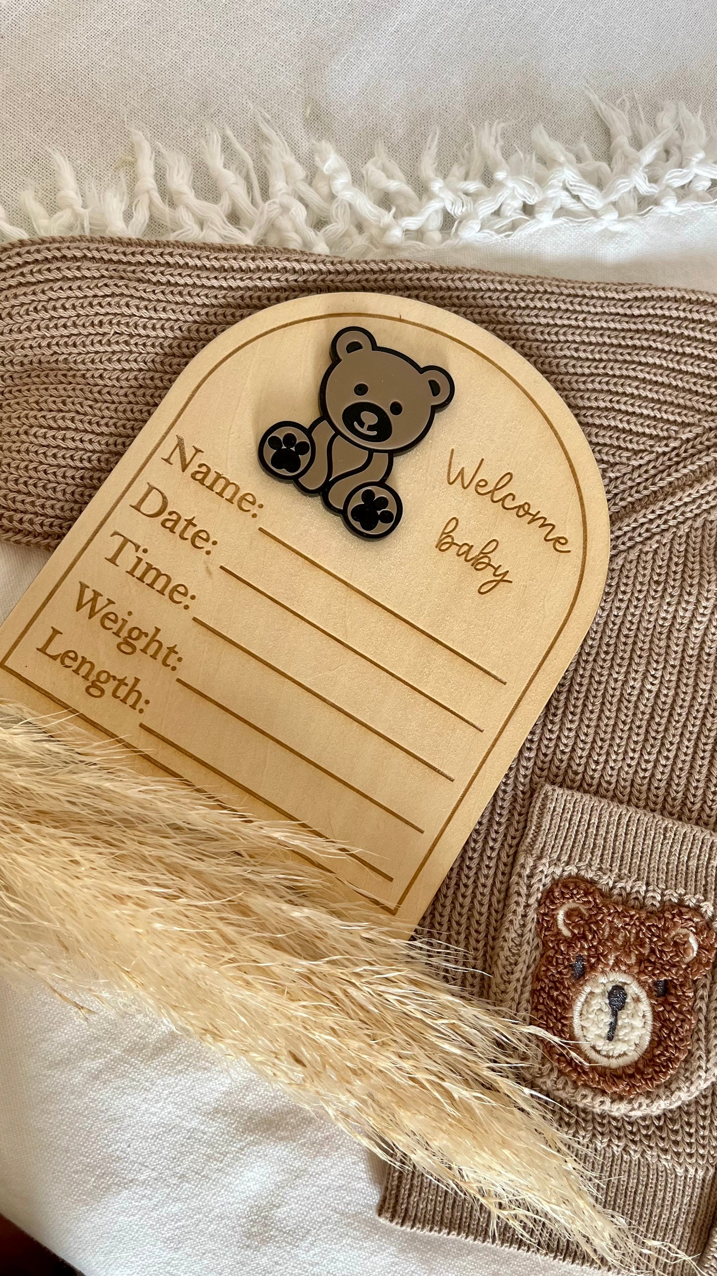 Bear arch birth announcement plaque