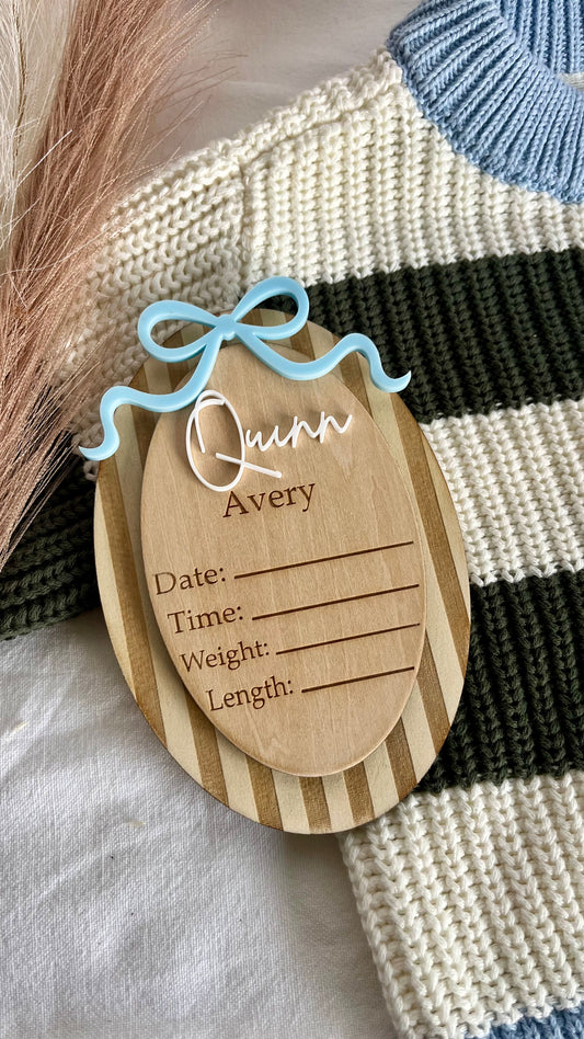 Stripey bow topper birth announcement plaque