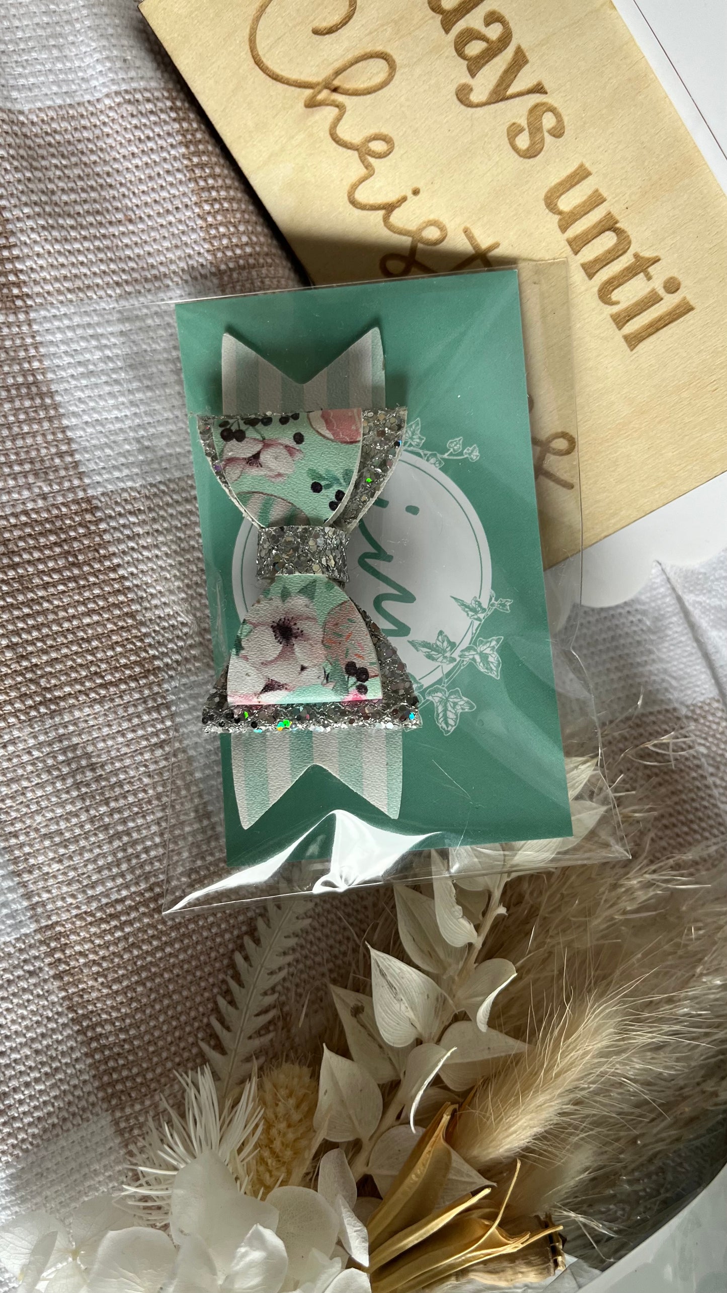 Hair bows