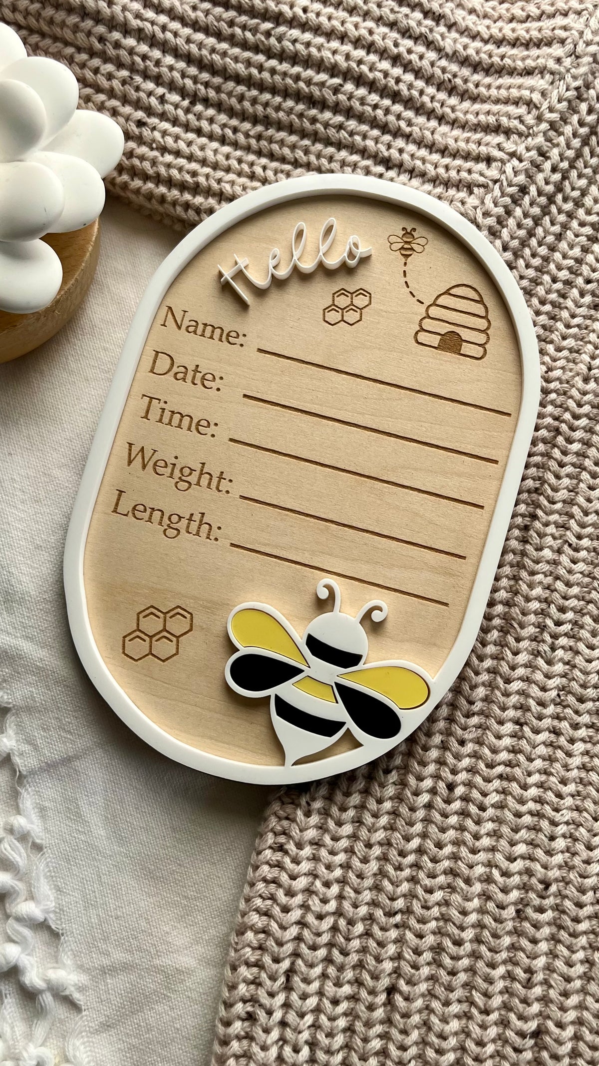 Scallop bee birth announcement