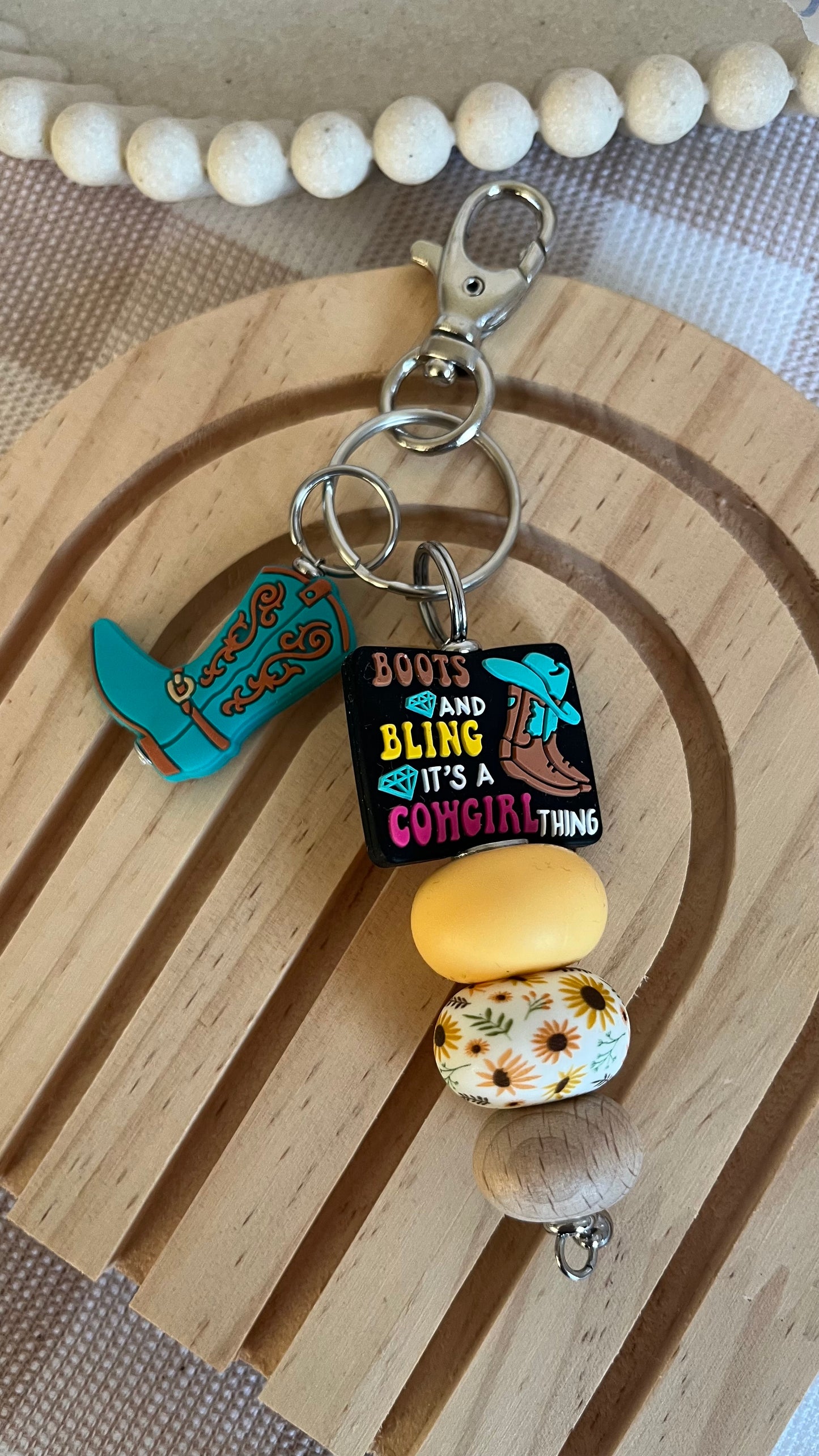 Country kicks keychain