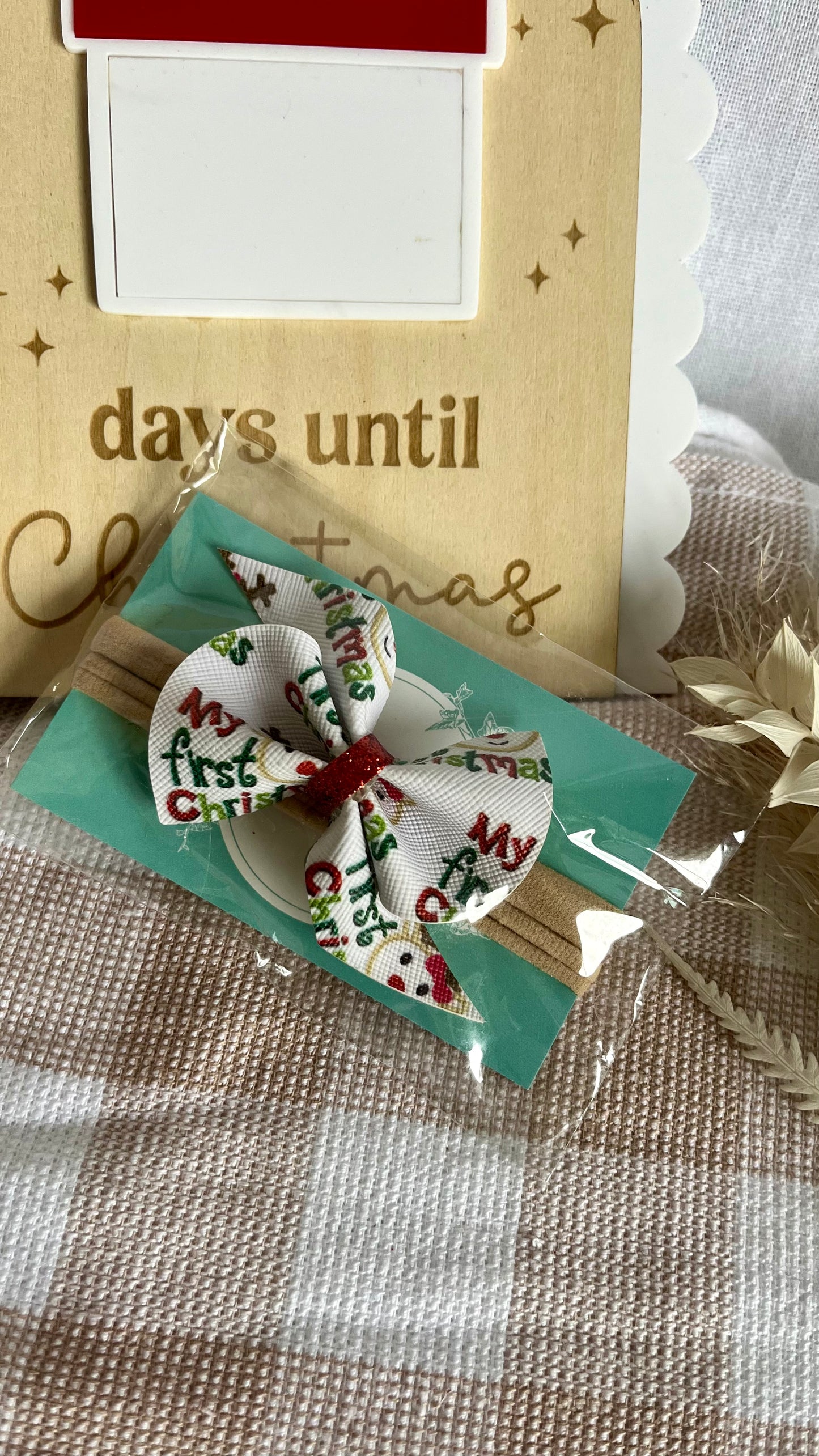 Christmas theme hair bows