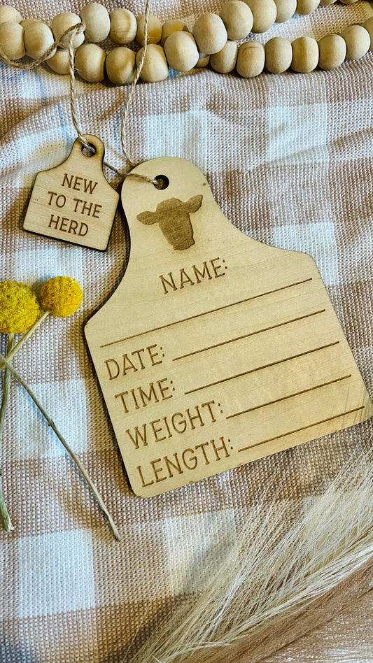 Cattle tag announcement plaque