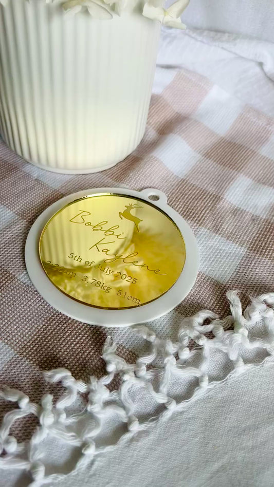 Birth details gold bauble